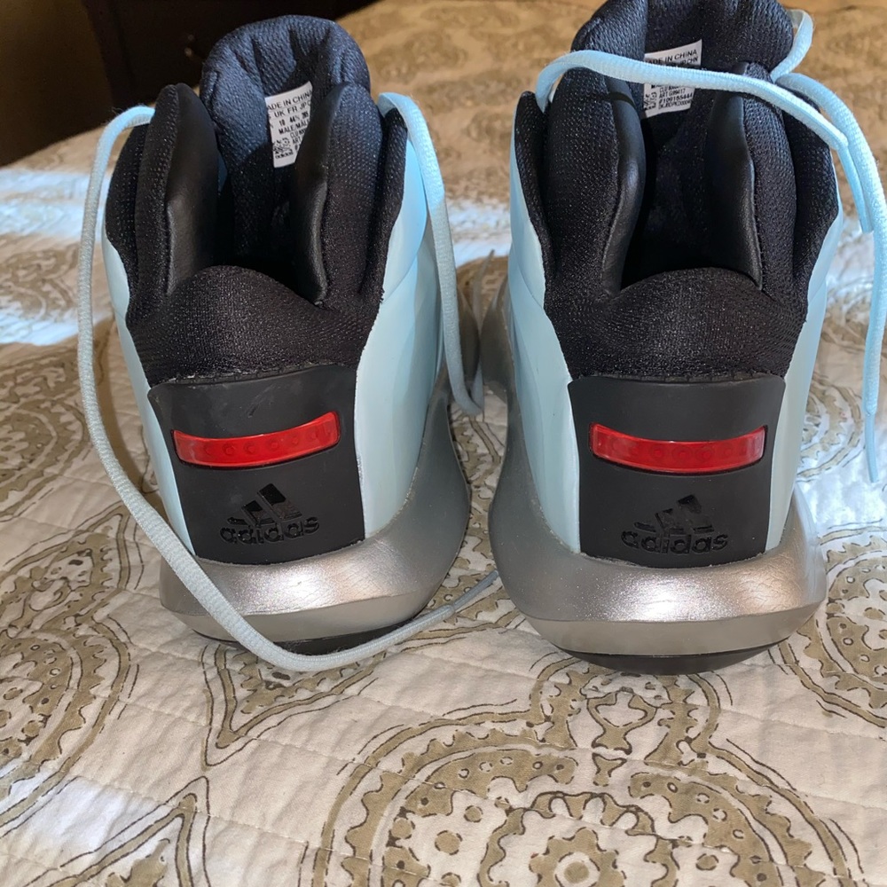 Men’s 10.5 Adidas Kobe Crazy 1 ice blue shoes